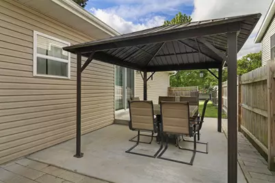 209 E Chestnut St, Salem Lakes, WI 53170 - Photo 19