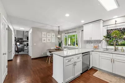 11311 N St James Ln, Mequon, WI 53092 - Photo 13