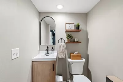 11311 N St James Ln, Mequon, WI 53092 - Photo 29
