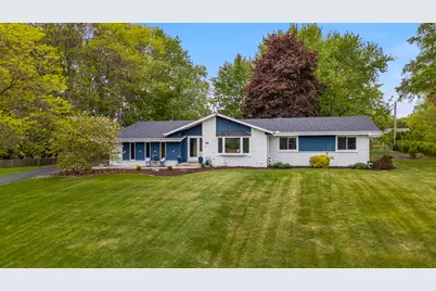 11311 N St James Ln, Mequon, WI 53092 - Photo 43