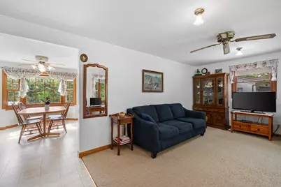 815  Jackson Dr, Cleveland, WI 53015 - Photo 7