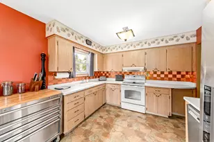 3222 Yorktown St, Racine, WI 53404 - Photo 15