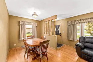 3222 Yorktown St, Racine, WI 53404 - Photo 9