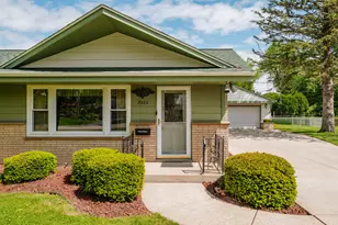 3222 Yorktown St, Racine, WI 53404 - Photo 3