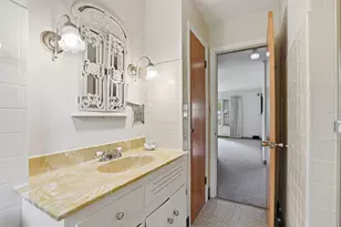 14250 Ivy Ln, Brookfield, WI 53005 - Photo 35