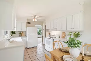 14250 Ivy Ln, Brookfield, WI 53005 - Photo 17