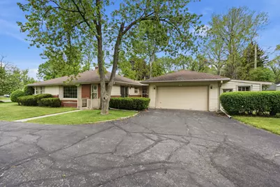14250  Ivy Ln, Brookfield, WI 53005 - Photo 3