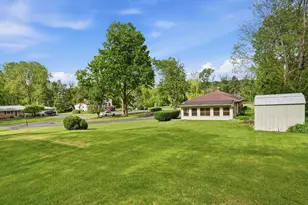 14250 Ivy Ln, Brookfield, WI 53005 - Photo 9