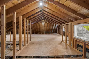10525 N Fairway Ln, Mequon, WI 53092 - Photo 39