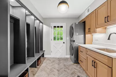 10525 N Fairway Ln, Mequon, WI 53092 - Photo 25