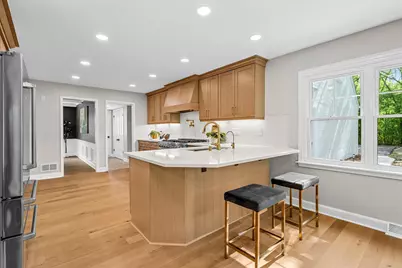 10525 N Fairway Ln, Mequon, WI 53092 - Photo 19