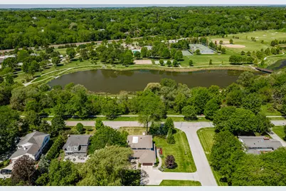 13455  Marquette Ave, Elm Grove, WI 53122 - Photo 53