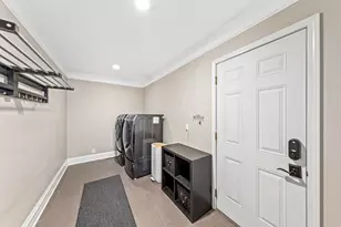 13455 Marquette Ave, Elm Grove, WI 53122 - Photo 39