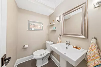 13455  Marquette Ave, Elm Grove, WI 53122 - Photo 23