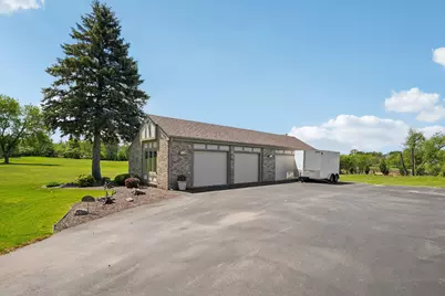 7604  Treeview Dr, Racine, WI 53108 - Photo 61