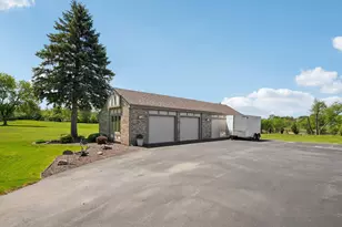 7604 Treeview Dr, Racine, WI 53108 - Photo 61