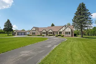 7604 Treeview Dr, Racine, WI 53108 - Photo 1