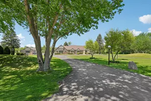 7604 Treeview Dr, Racine, WI 53108 - Photo 7