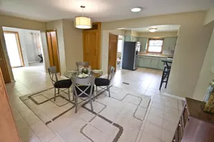 1705 Chapman Dr, Waukesha, WI 53189 - Photo 9