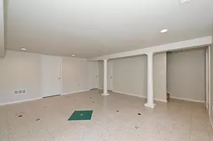 408 S 3rd St, Milwaukee, WI 53204 - Photo 25