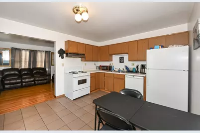 2911 E Vogel Ave, Cudahy, WI 53110 - Photo 13