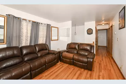 2911 E Vogel Ave, Cudahy, WI 53110 - Photo 9