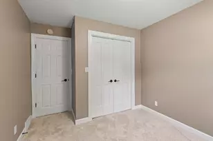 N20W28282 Oakton Rd, Delafield, WI 53072 - Photo 35