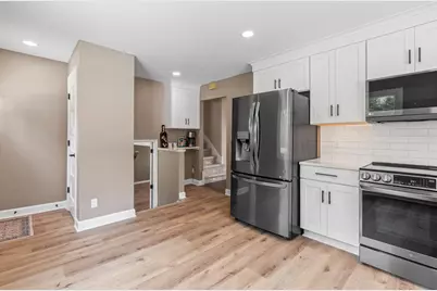 N20W28282  Oakton Rd, Delafield, WI 53072 - Photo 19