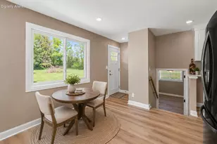 N20W28282 Oakton Rd, Delafield, WI 53072 - Photo 21