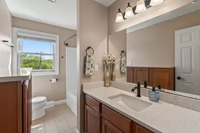 N20W28282  Oakton Rd, Delafield, WI 53072 - Photo 33