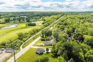 N20W28282 Oakton Rd, Delafield, WI 53072 - Photo 15