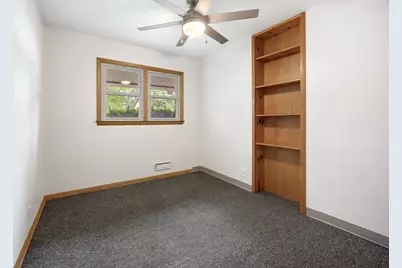 7210 W Morgan Ave, Milwaukee, WI 53220 - Photo 15