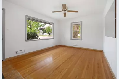 7210 W Morgan Ave, Milwaukee, WI 53220 - Photo 5