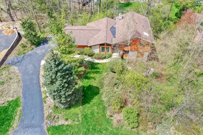 1545  Constitution Dr, Brookfield, WI 53045 - Photo 49