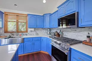 528 Wahl Ave, Mukwonago, WI 53149 - Photo 7