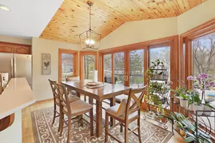 906 Scenic Heights Dr, Delafield, WI 53018 - Photo 11