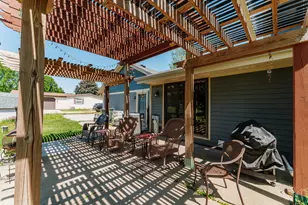 25326 W Loomis Rd, Racine, WI 53185 - Photo 31
