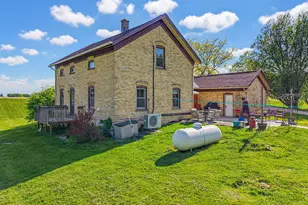 W1676 State Road 33 -, Herman, WI 53050 - Photo 25