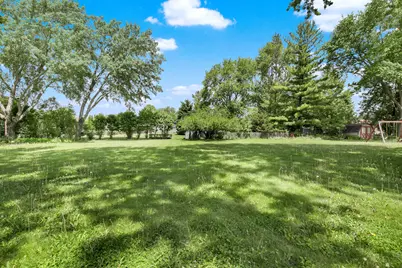 W233N6477  Kneiske Dr, Sussex, WI 53089 - Photo 25