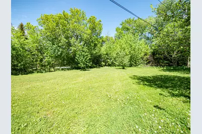 615  Tenny Ave, Waukesha, WI 53186 - Photo 3