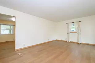 3725 S Marcy St, Milwaukee, WI 53220 - Photo 13