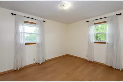 3725 S Marcy St, Milwaukee, WI 53220 - Photo 25
