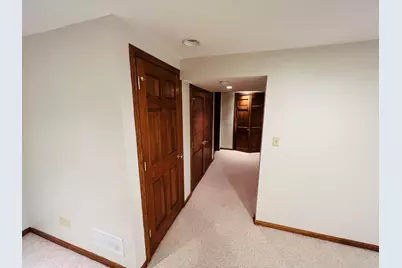 15800  Brook Ln, Brookfield, WI 53005 - Photo 47