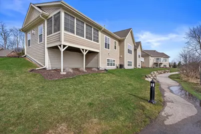 17955  Ashlea Dr #10, Brookfield, WI 53045 - Photo 29