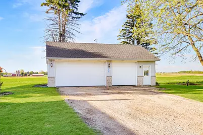 5450  Beechnut Dr, Wayne, WI 53040 - Photo 15