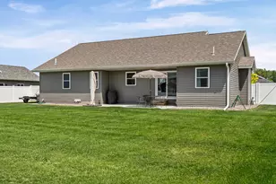 1610 Fox Glove St, Holmen, WI 54636 - Photo 29