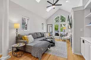 1739 N Warren Ave, Milwaukee, WI 53202 - Photo 5