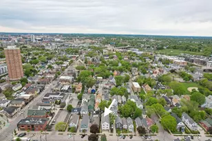1739 N Warren Ave, Milwaukee, WI 53202 - Photo 47
