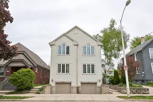 1739 N Warren Ave, Milwaukee, WI 53202 - Photo 35
