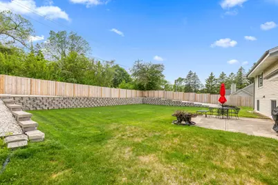 9201 W County Line Rd, Milwaukee, WI 53224 - Photo 21